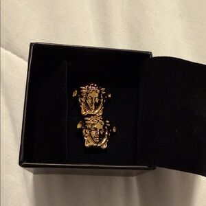 *NEW* Gold Versace cuff links’s
